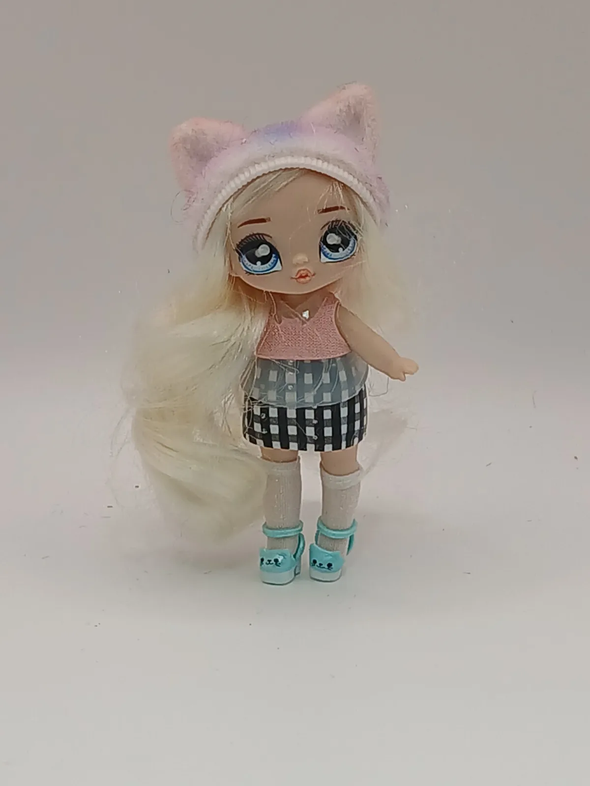 Na Na Na Surprise Mini Doll Paula Purrfect Pink Cat Hat Series 4 MGA