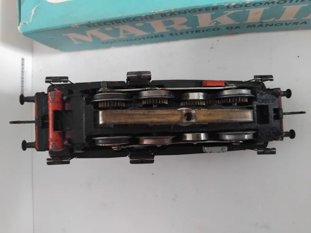 Märklin H0 Scale Electric Shunting Locomotive - DB Class E63 (Catalog No. 3001)