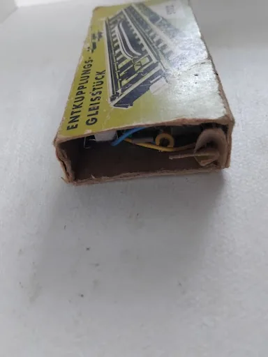 Märklin H0 Gauge 5112 Electric Uncoupling Track Section with Original Box